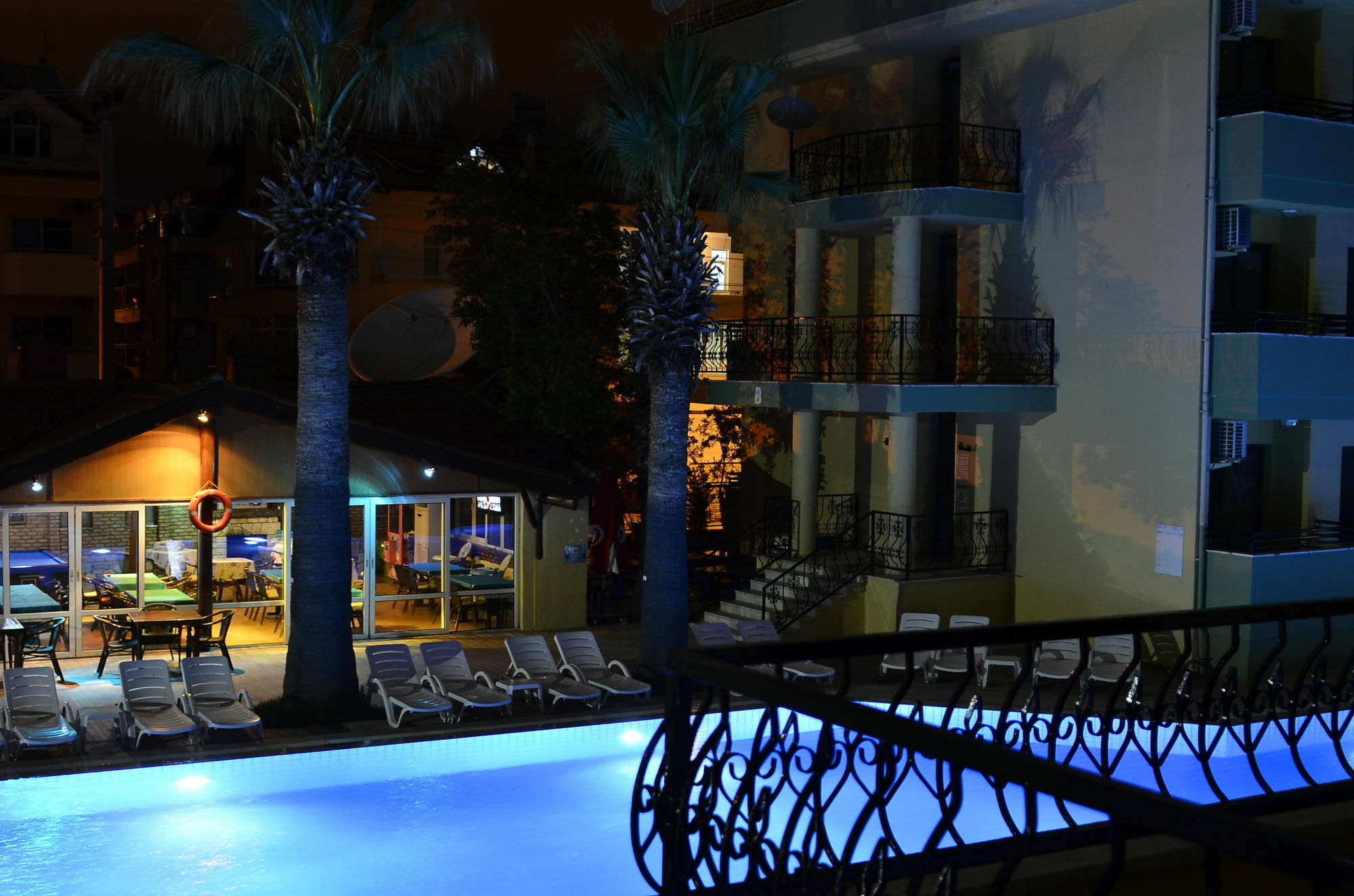 Club Palm Garden Keskin Hotel Мармарис Екстериор снимка